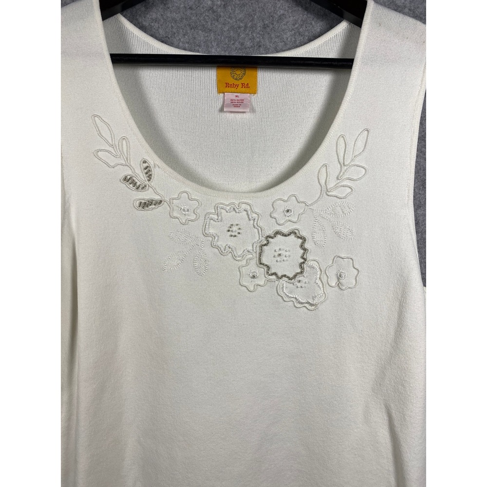 Ruby Rd Womens XL Ivory Floral Embroidered Beaded Knit Tank Top Sleeveless Shell - Picture 8 of 8